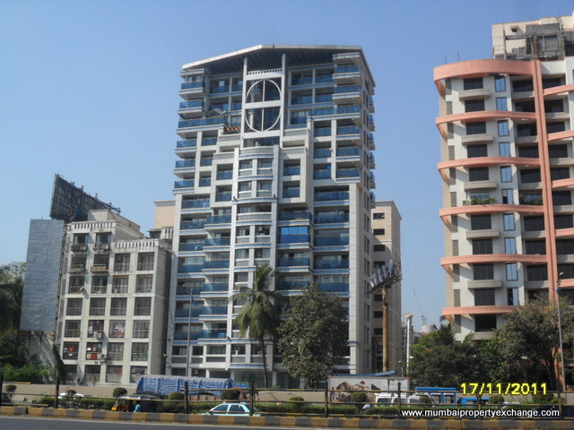 2 BHK Semi-Furnished in Azzure , Bandra East