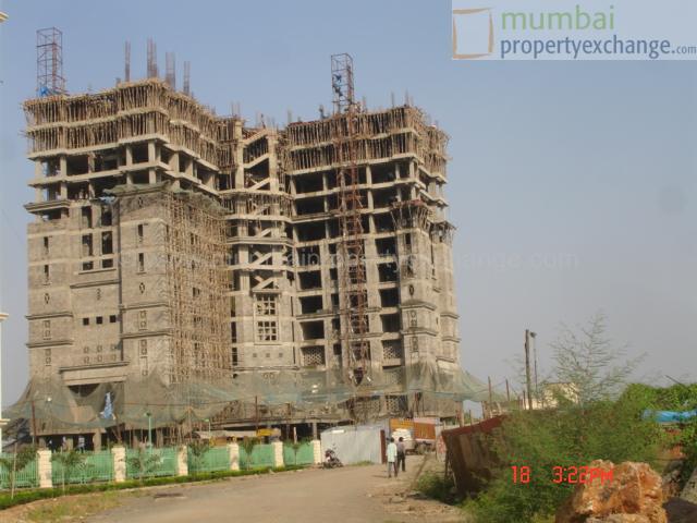 2 Semi-Furnished in Villa Royale , Thane West