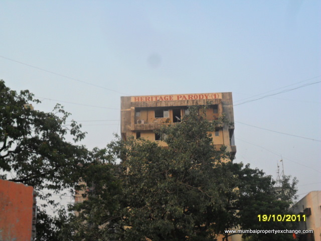 2 BHK Fully Furnished in Heritage Parody, Kandivali West