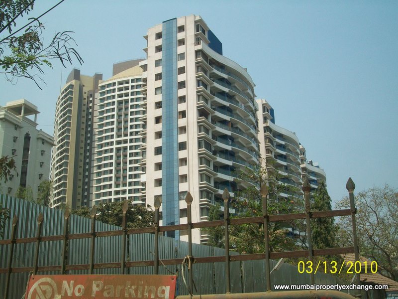 2 BHK Semi-Furnished in Silver Leaf , Kandivali East