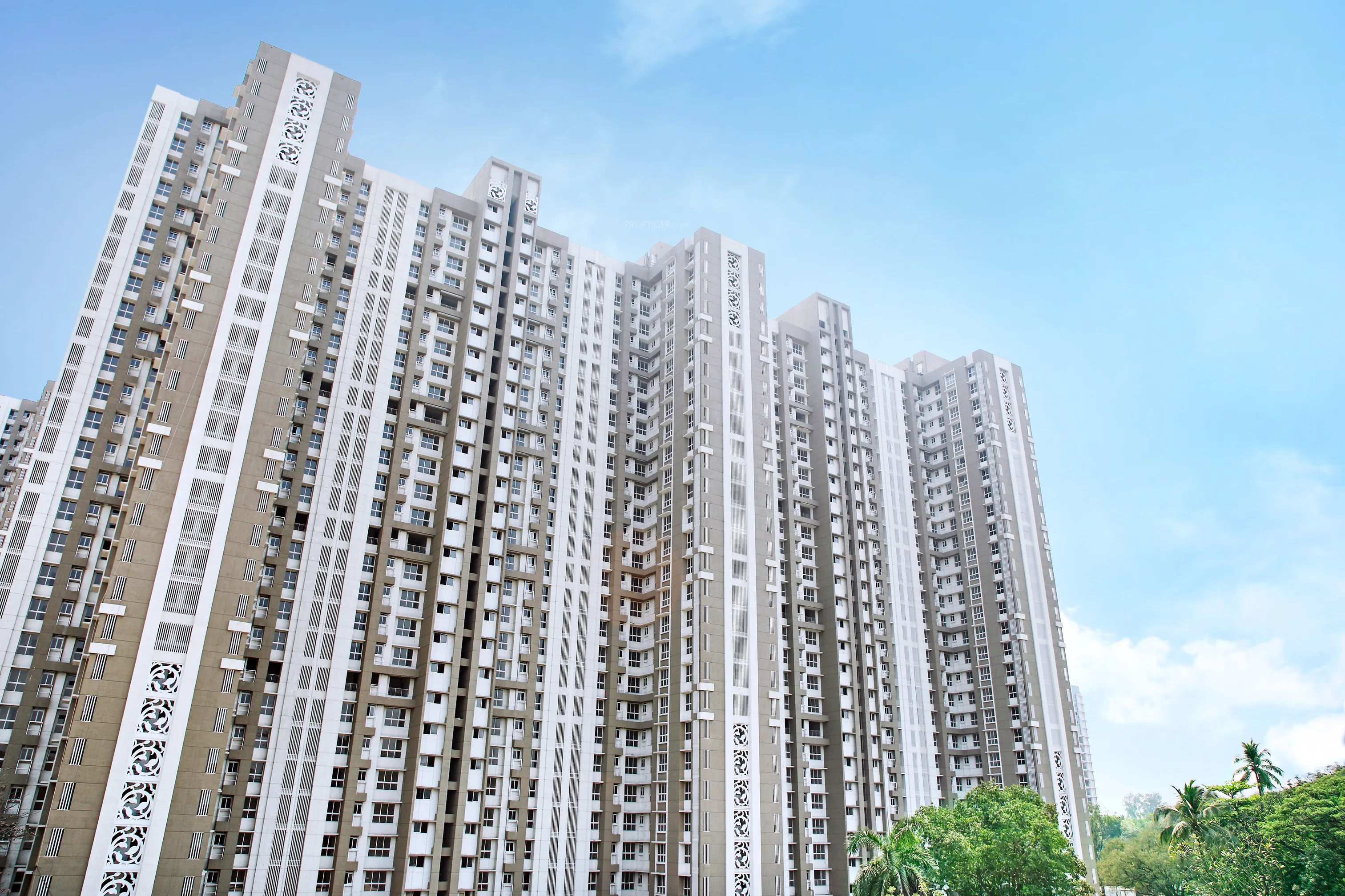 Lodha Amara - Tower 20, 21