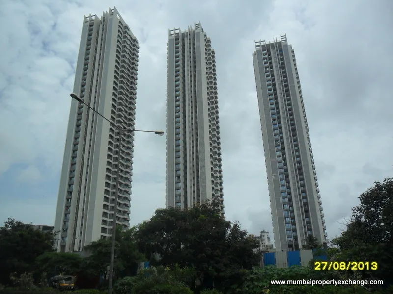 Elanza, Malad West