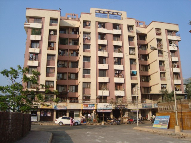3 BHK Fully Furnished in New Golden Nest, Mira Road
