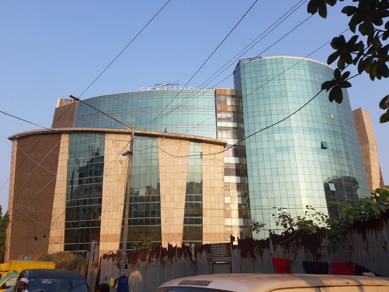 Skyline Business World Wing C