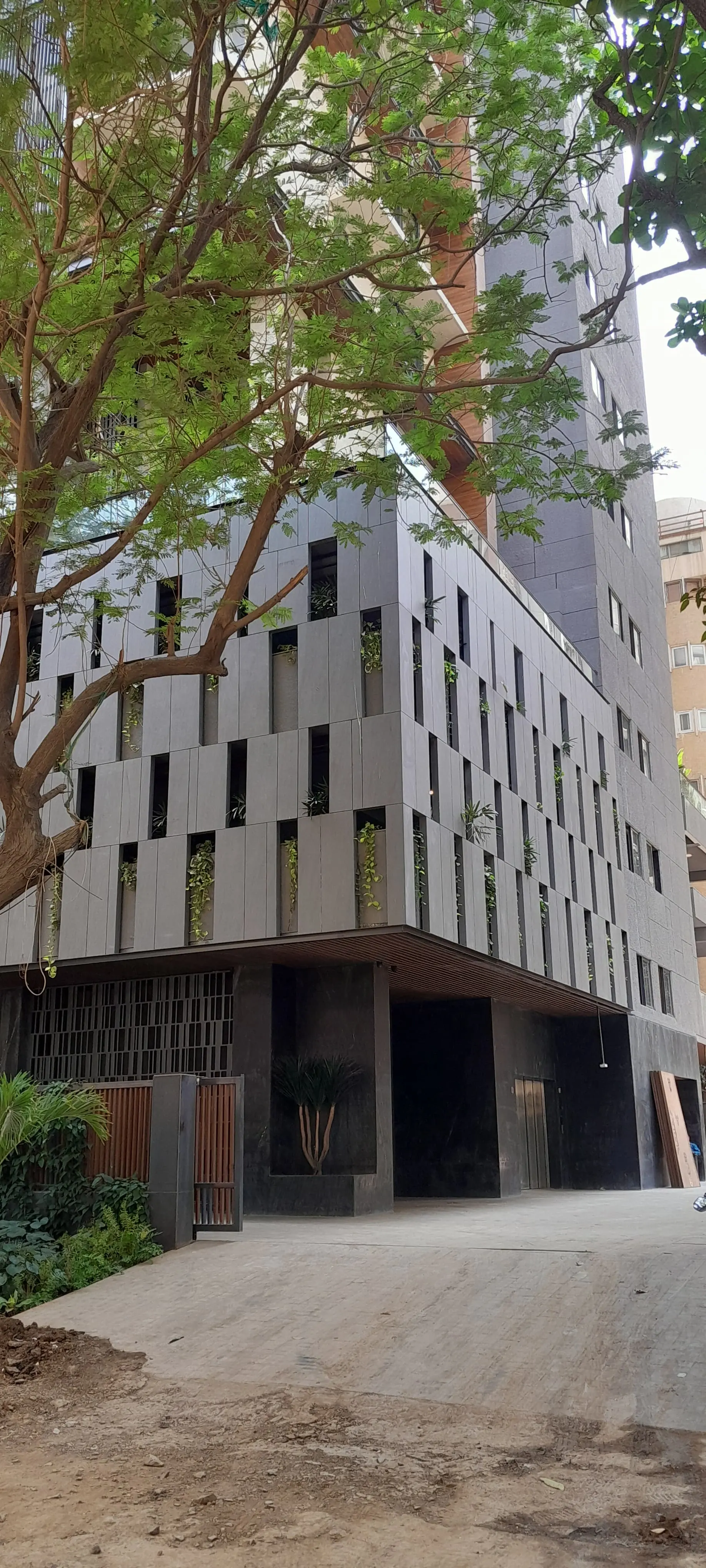 Maple Shades, Bandra West