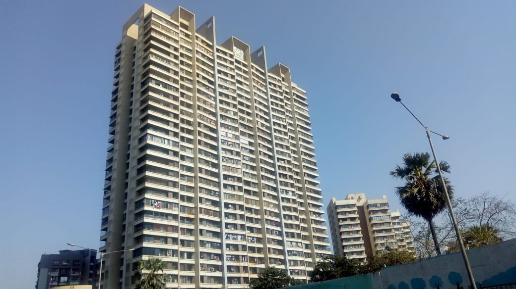 5 BHK Furnished in Kalpataru Gardens Phase II , Kandivali East