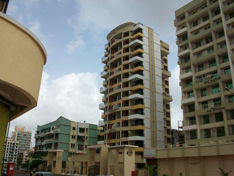 2 Semi-Furnished in Nugget , Khar West