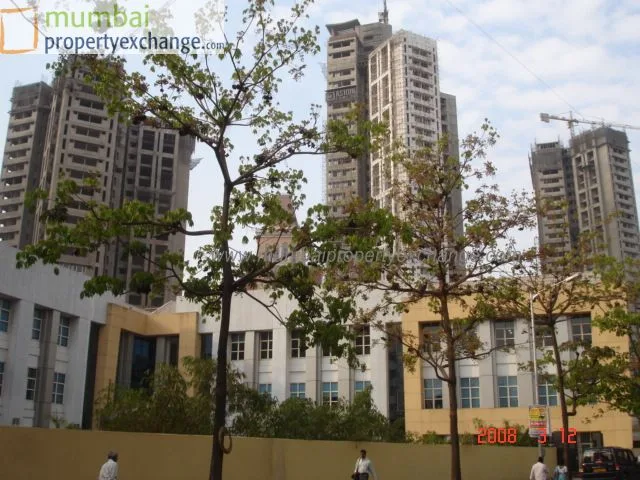 2 BHK Semi-Furnished in Ashok Towers - D Wing, Parel - Photo 3