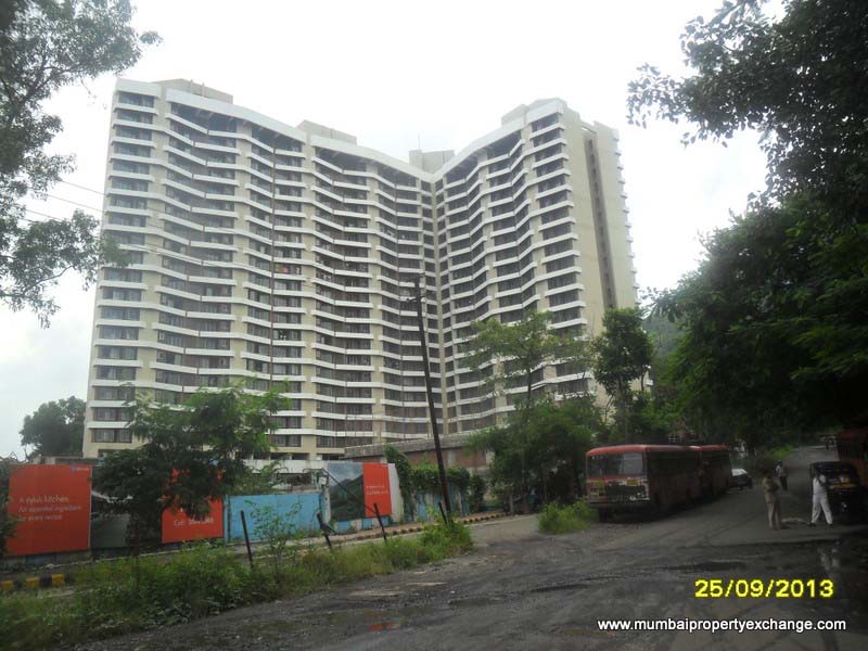 1 Semi-Furnished in Kalpataru Hills , Thane West