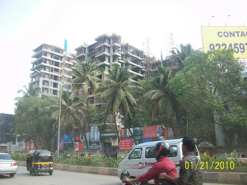 Solaris Titanium Towers