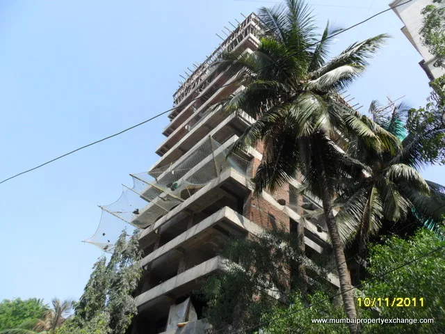 2 BHK Semi-Furnished in Hubtown Vedant , Sion