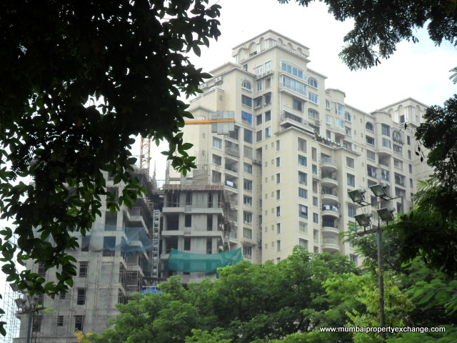 5 BHK Semi-Furnished in KOHNOOR CITY , Kurla