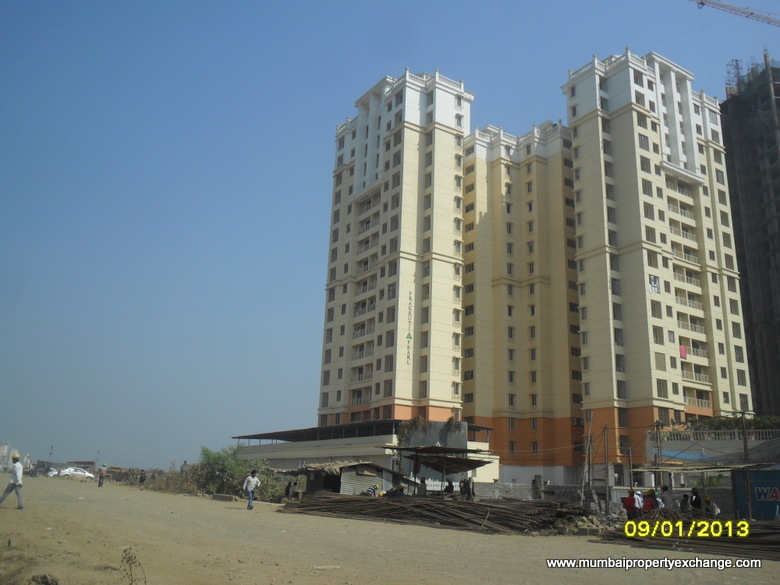 3.5 Semi-Furnished in Prakruti Pearl , Thane West