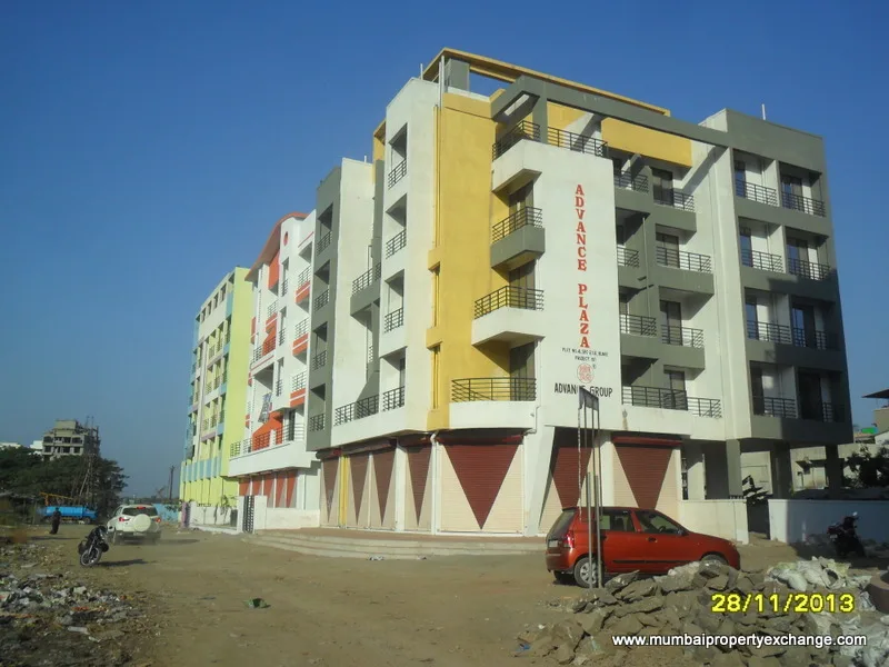 Advance Plaza