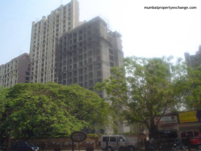 3 Semi-Furnished in Runwal Heights , Mulund West