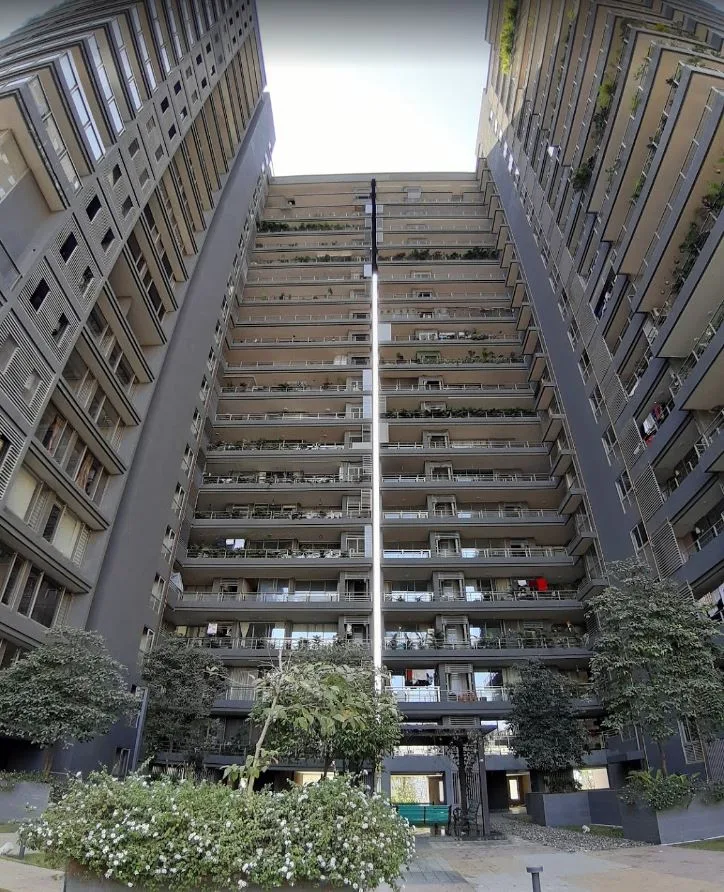 Promenade - The Address