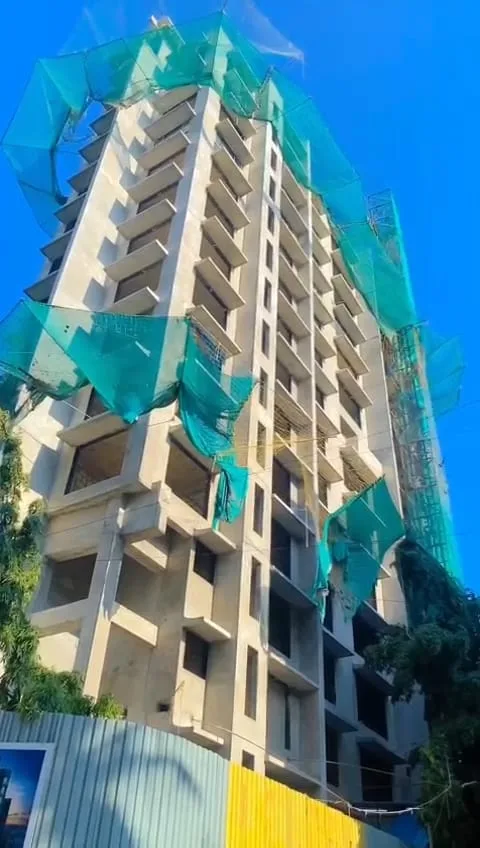 Kakad West End