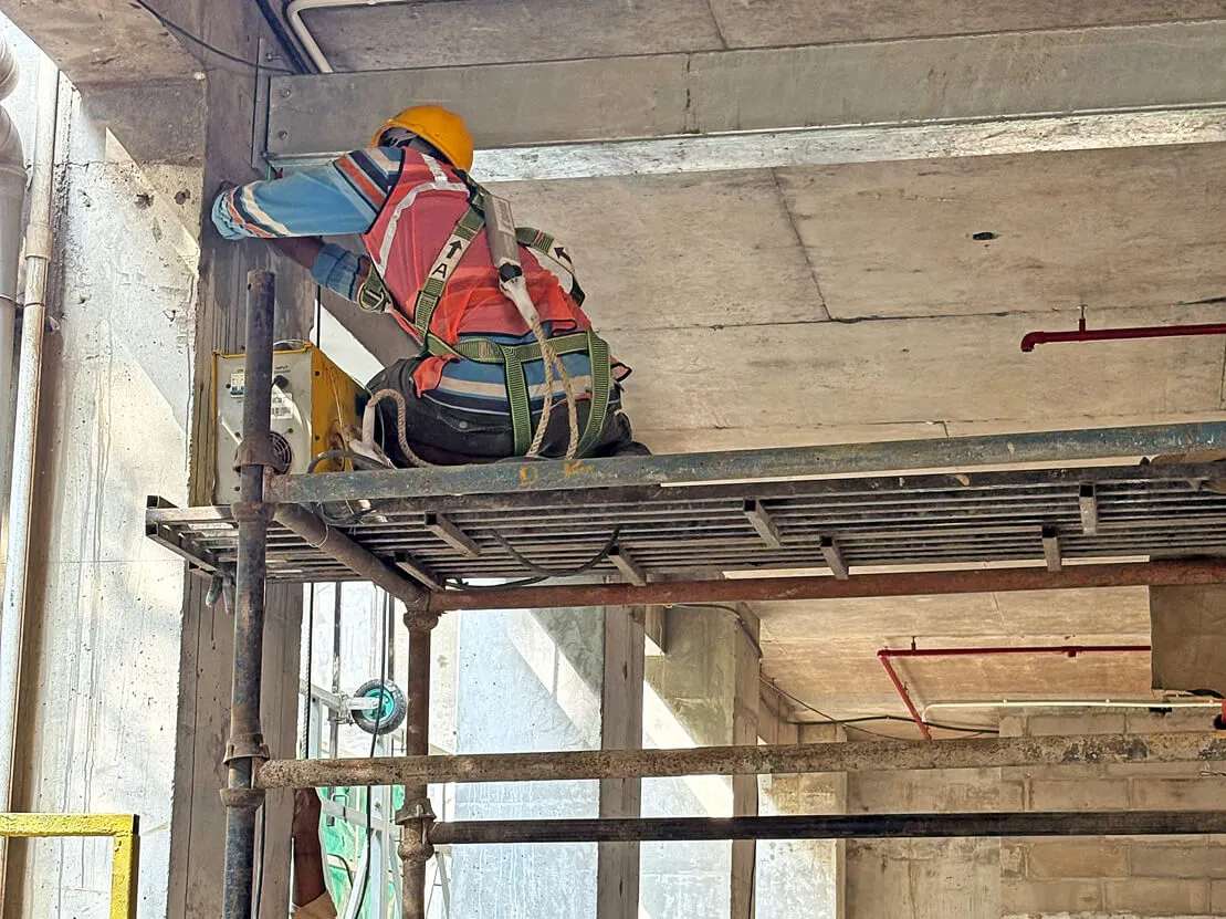Kalpataru Prive, Altamount Road — photo 9
