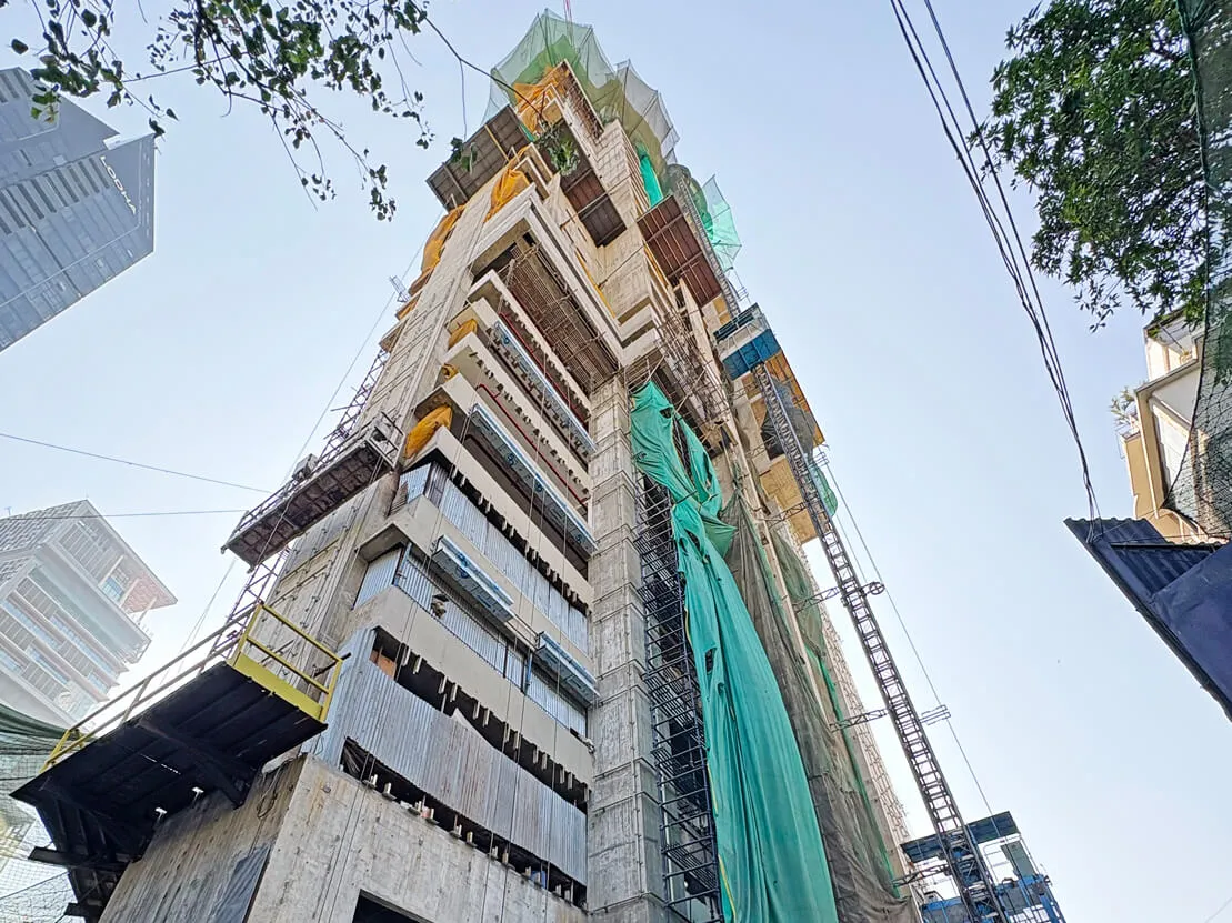 Kalpataru Prive, Altamount Road — photo 8