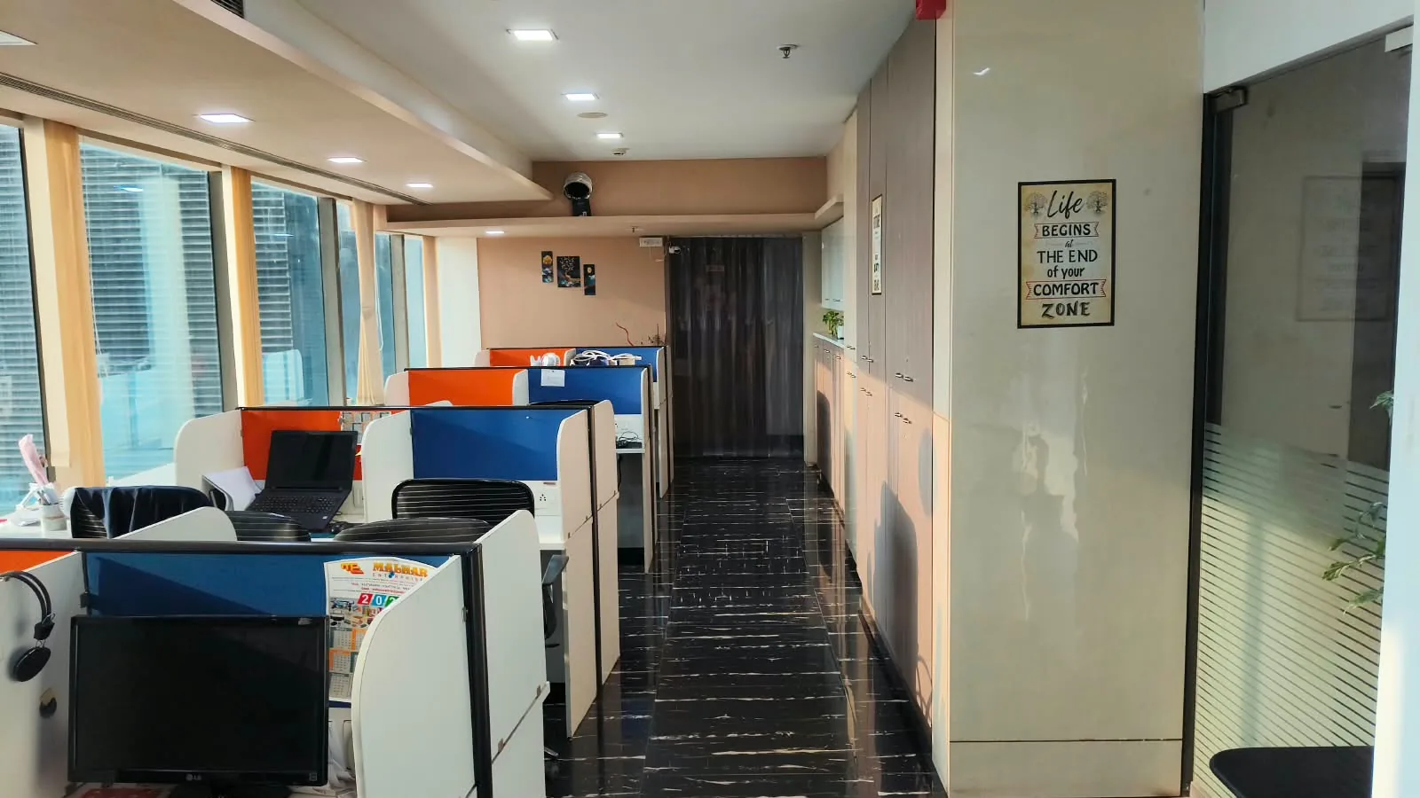 Office Fully Furnished in Lotus Corporate Park, Goregaon East - Photo 3