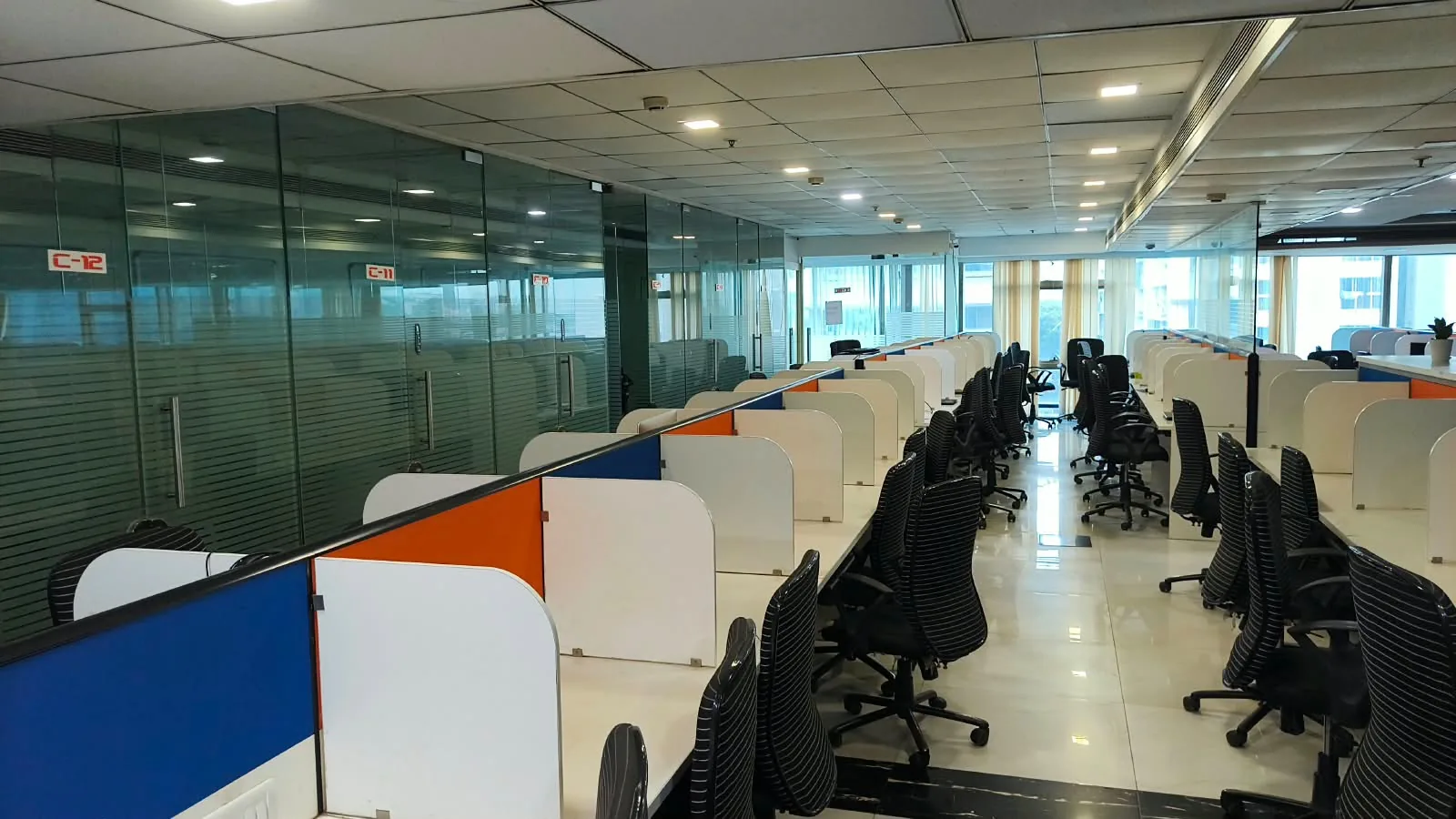 Office Fully Furnished in Lotus Corporate Park, Goregaon East - Photo 5