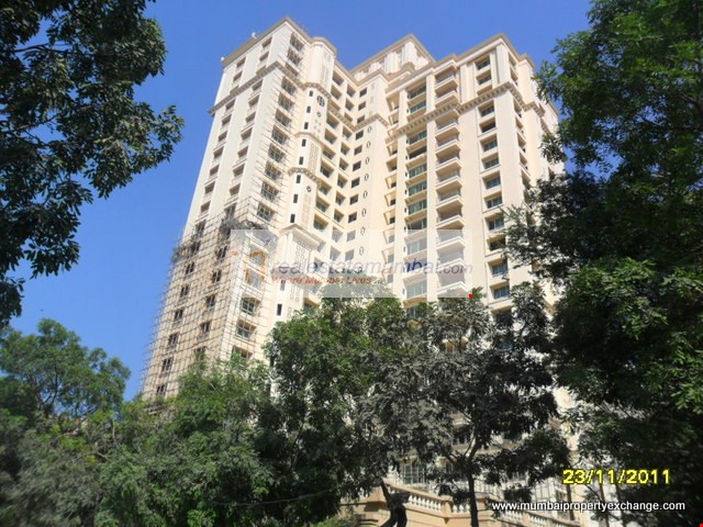 4 BHK Semi-Furnished in Richmond, Powai - Photo 2