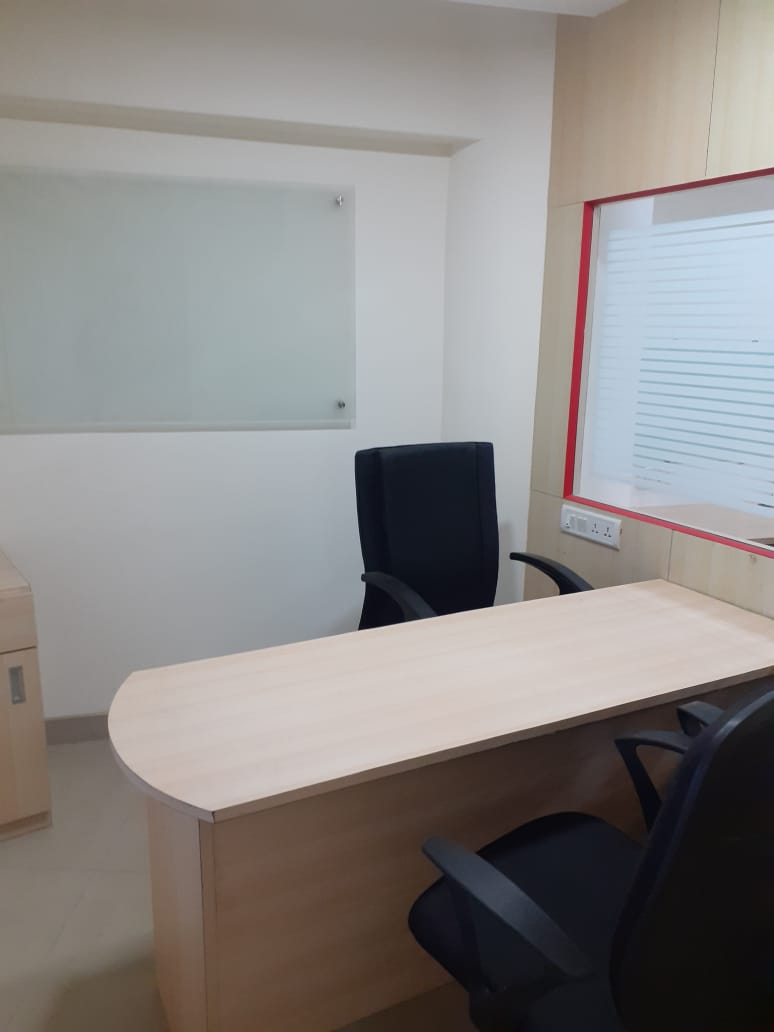 Office in Silver Astra, Andheri East - Photo 6