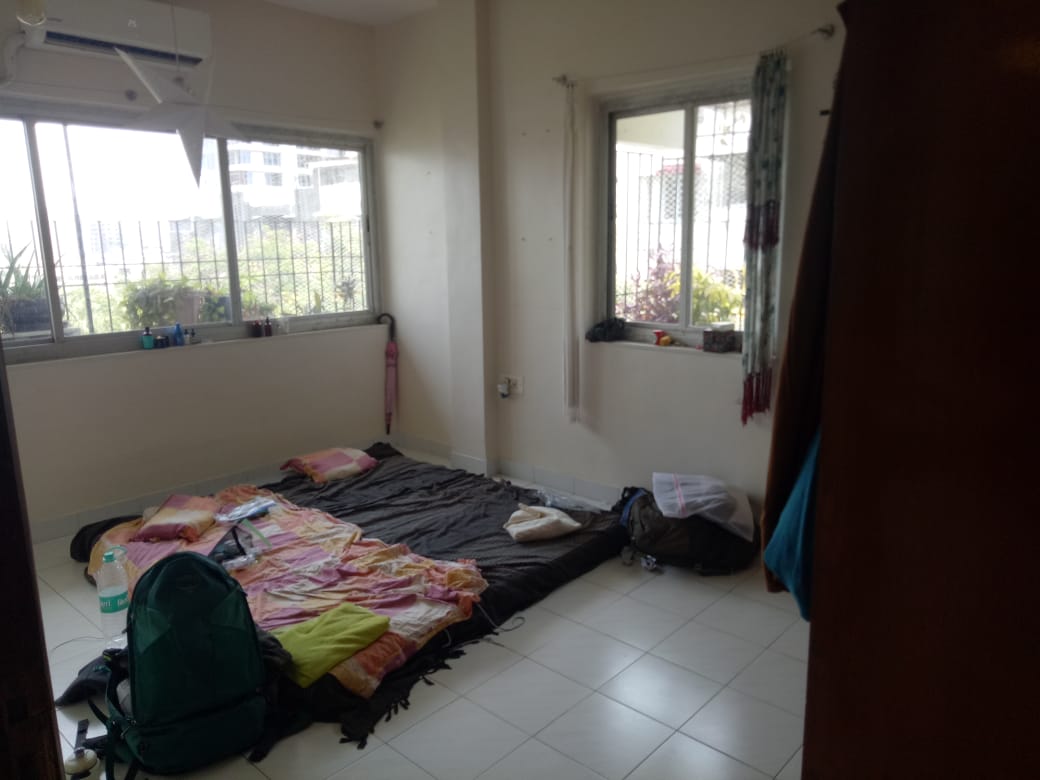 2 BHK Semi-Furnished in Highland, Bandra West - Photo 6