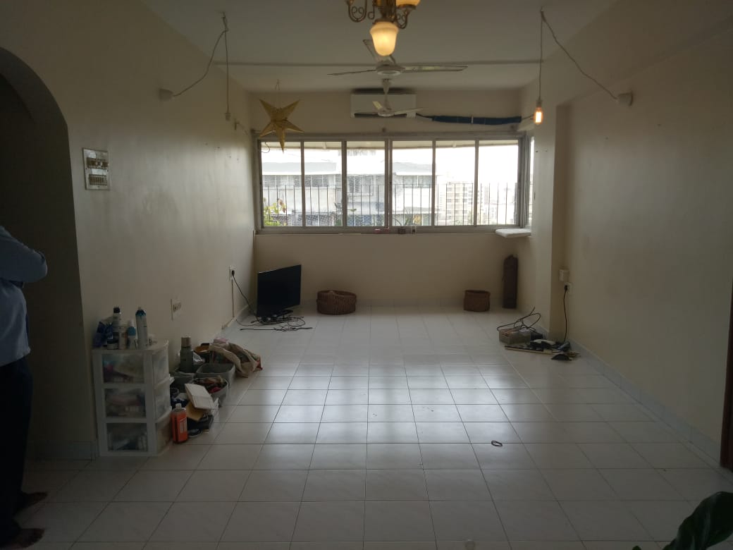 2 BHK Semi-Furnished in Highland, Bandra West - Photo 3