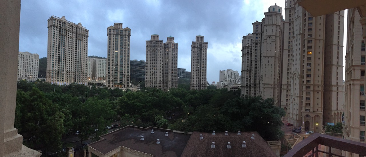 3 BHK Semi-Furnished in Glen Dale, Powai - Photo 2