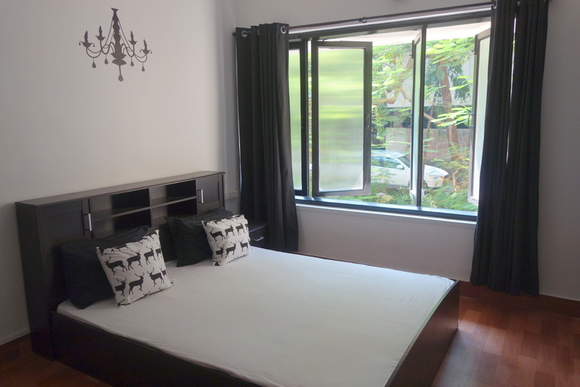 2 BHK Semi-Furnished in Crescent, Bandra West - Photo 6