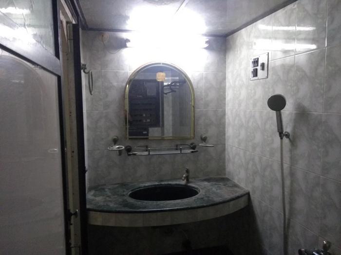 1 BHK Fully Furnished in Basera, Andheri West - Photo 5