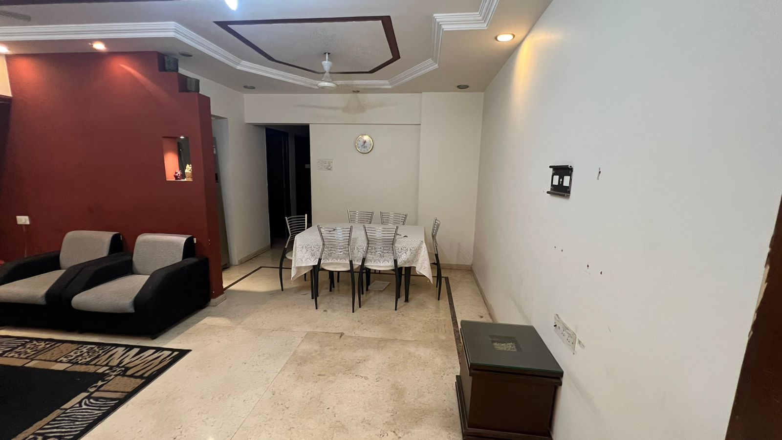 2 BHK Fully Furnished in Dheeraj Gaurav Heights, Andheri West - Photo 2