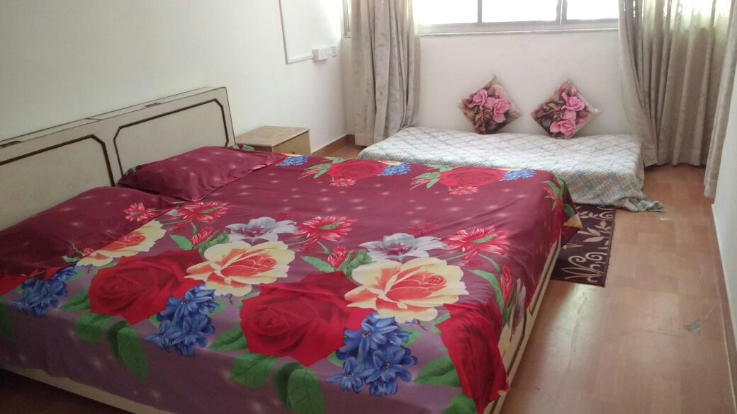 1 BHK in Neela Akash, Khar West - Photo 5