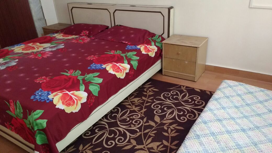1 BHK in Neela Akash, Khar West - Photo 6