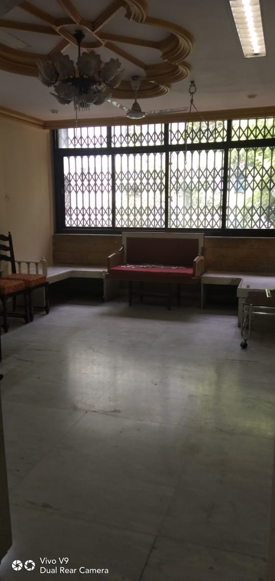 3 BHK in Shilpa Apartment, Santacruz West - Photo 4