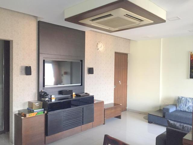 2 BHK Semi-Furnished in Jagat Vidya, Bandra East - Photo 3