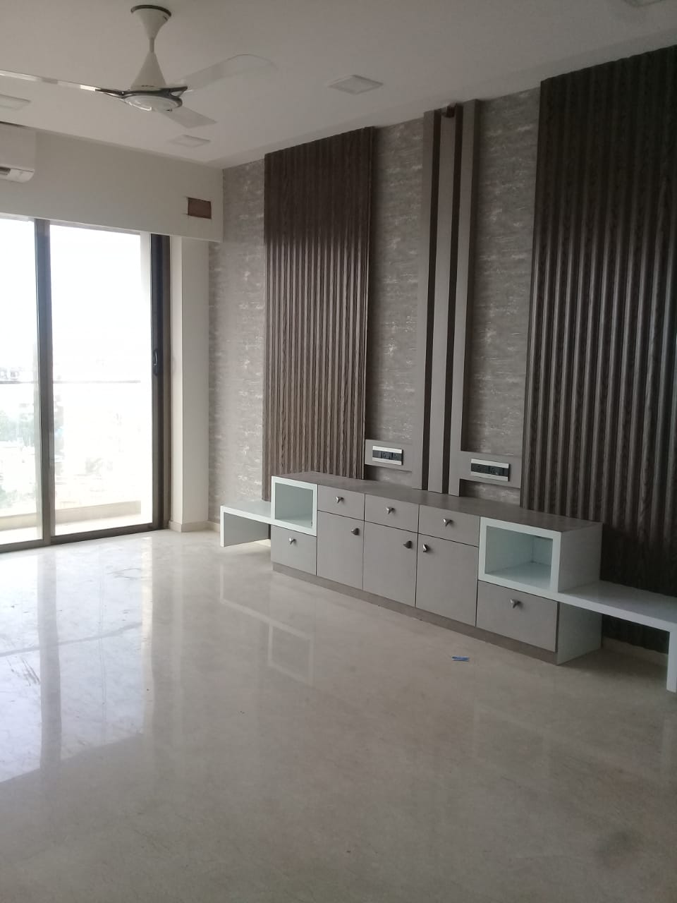 3 BHK Fully Furnished in 64 Greens, Santacruz West - Photo 4