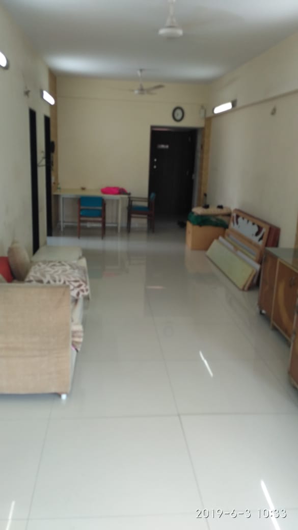 2.5 BHK in Three View Society, Prabhadevi - Photo 2