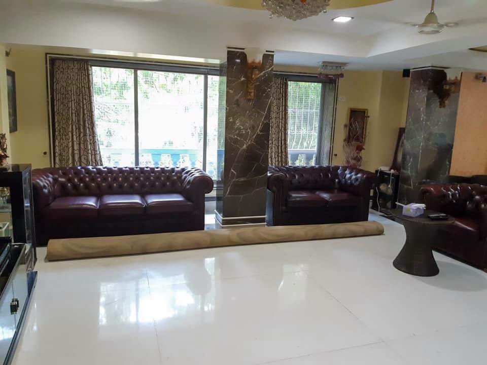 2 BHK Semi-Furnished in Hashu Niwas, Bandra West - Photo 3