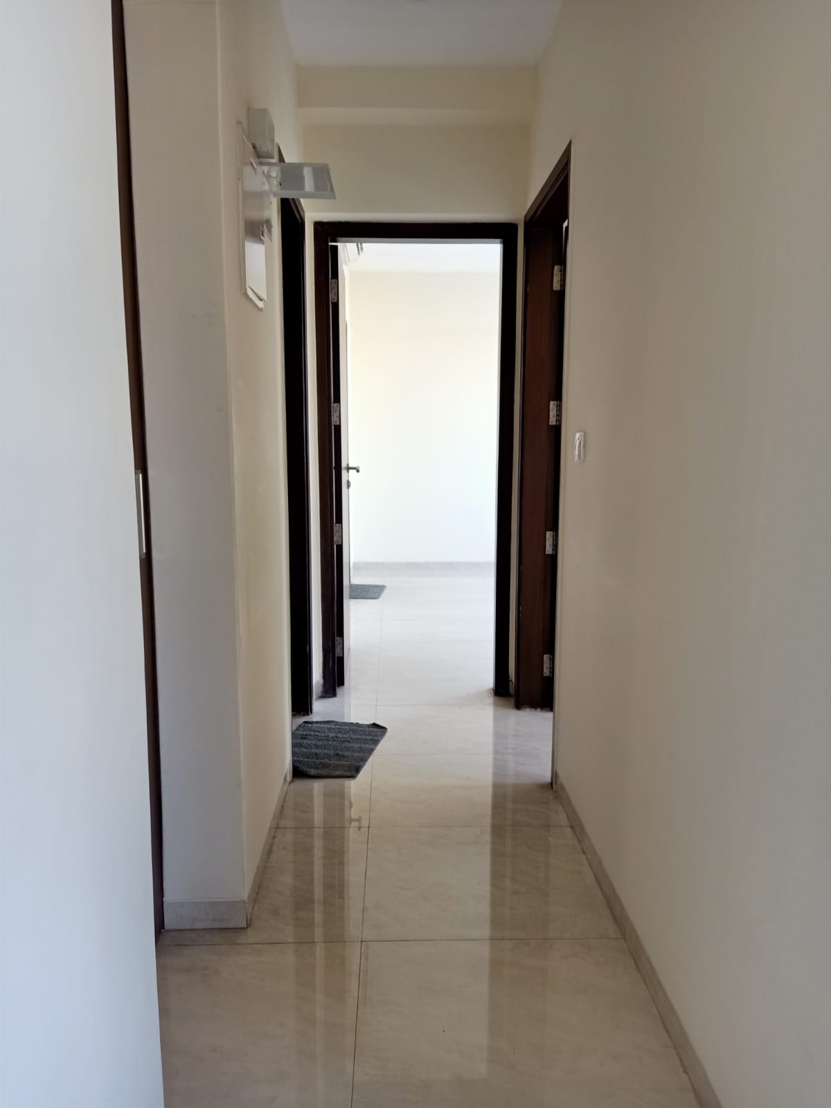 2 BHK Semi Furnished in Supreme 19, Andheri West - Photo 5