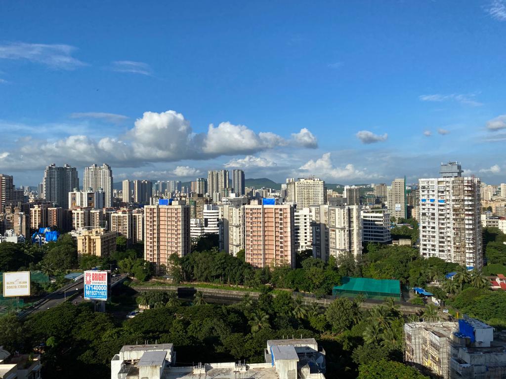 2 BHK Semi Furnished in Supreme 19, Andheri West - Photo 3