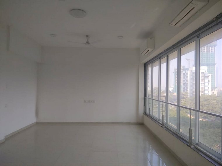 4.5 BHK in Mittal Aristo, Parel - Photo 3
