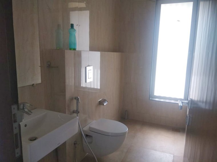 4.5 BHK in Mittal Aristo, Parel - Photo 6