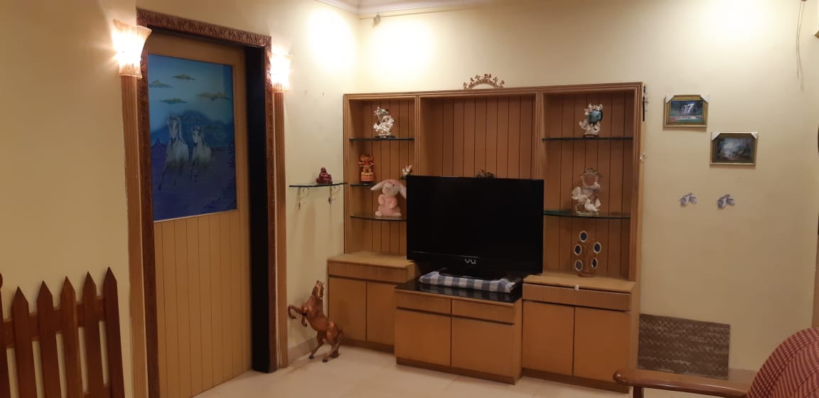 1 BHK Fully Furnished in Leela Sagar, Andheri West - Photo 4