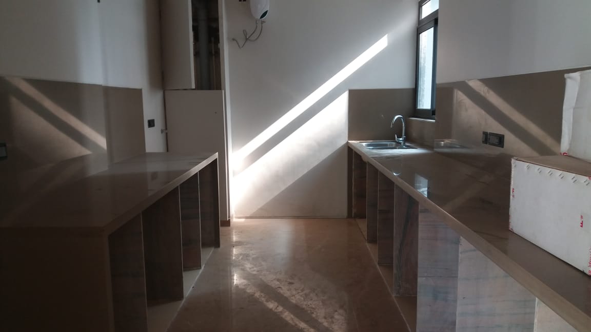 4 BHK Semi Furnished in Rustomjee Seasons, Bandra East - Photo 1