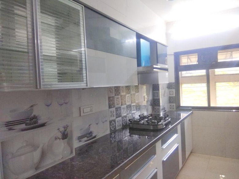 3 BHK in Serenity Complex, Andheri West - Photo 4