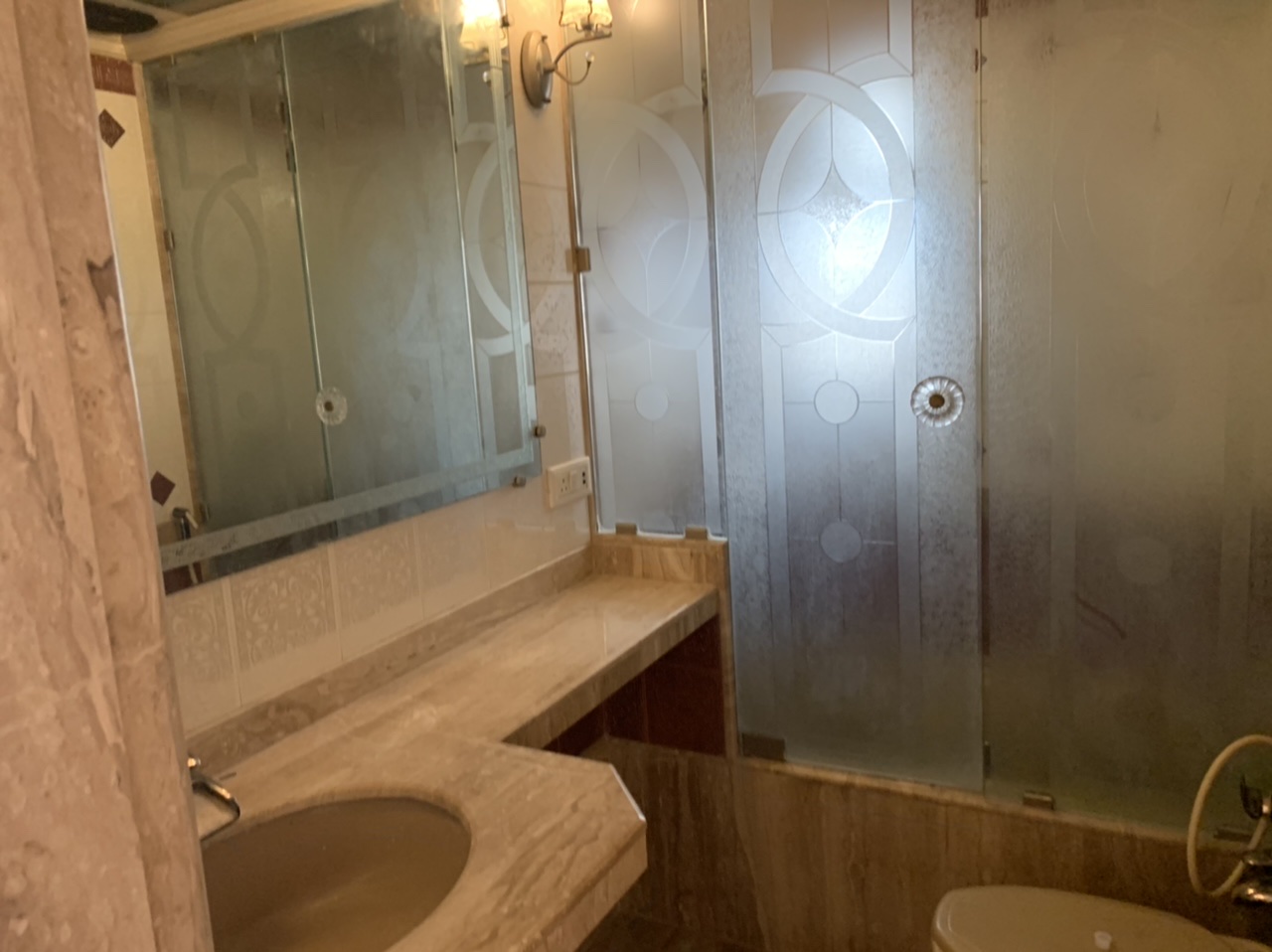 3 BHK Fully Furnished in Riya Palace, Andheri West - Photo 6