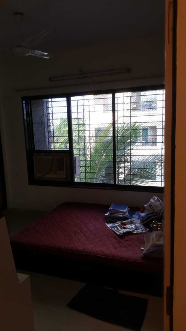 3 BHK in Laxmi Palace, Khar West - Photo 5