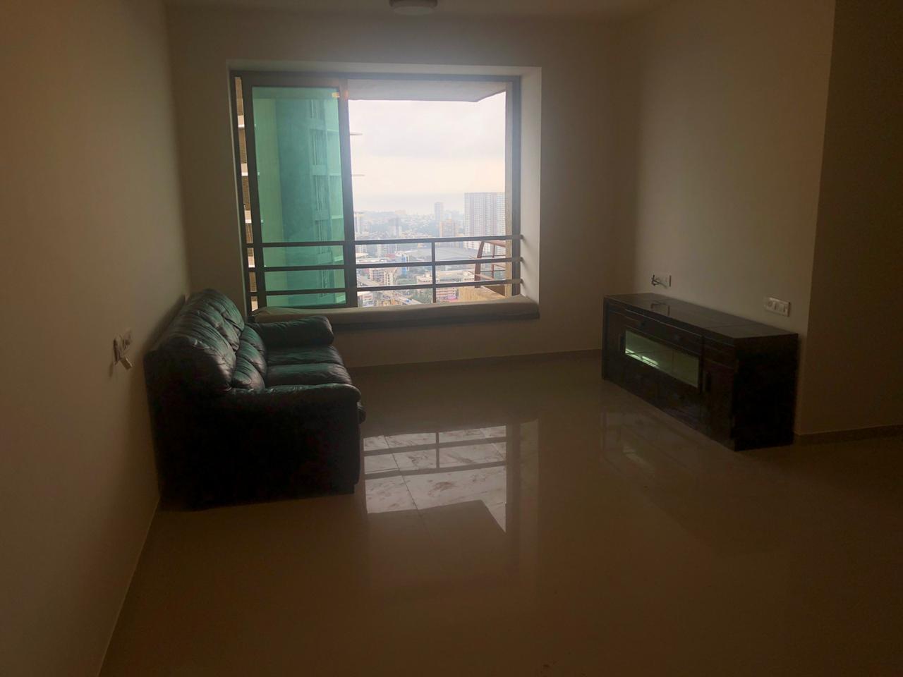 2.5 BHK in Oberoi Springs, Andheri West - Photo 6